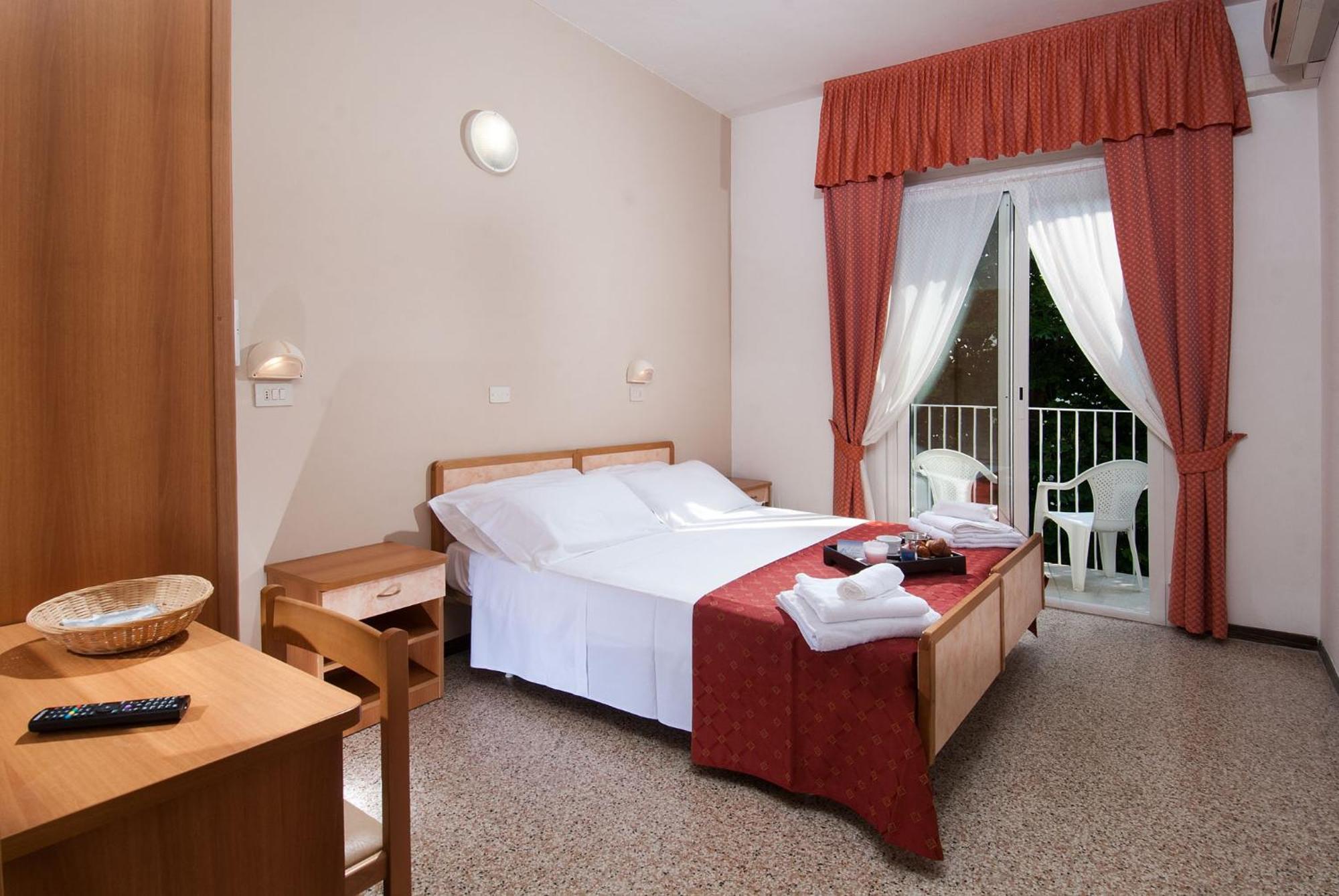 Hotel Ricci Rimini Eksteriør bilde